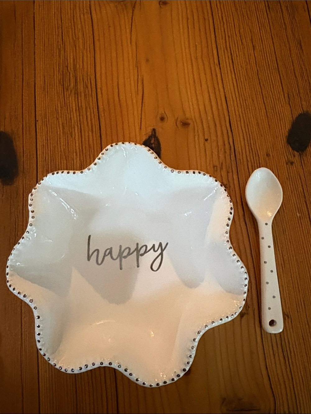 Mud Pie White 'happy' Scalloped Serving Bowl with Dotted Edge
